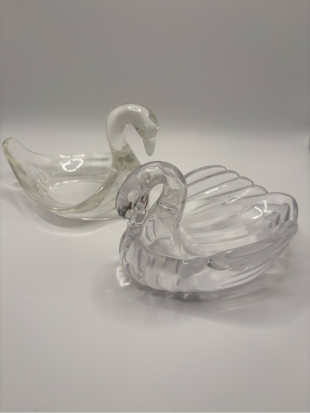 Set of 2 Acrylic Swan Trinkets Soap Dish Bathroom Decor Kitsch MCM Vanity Tray